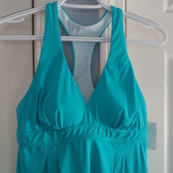 Land's End Sporty Racer back Straps Capri Aqua Tankini Swim Top 4 - Picture 7 of 11